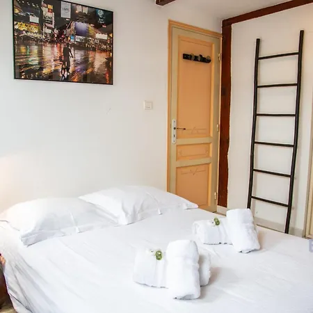 Charm And Authenticity Your Getaway In Cagnes-sur-mer! Lägenhet *